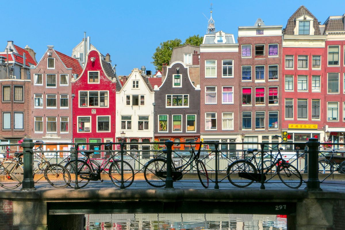 typische Gracht in Amsterdam