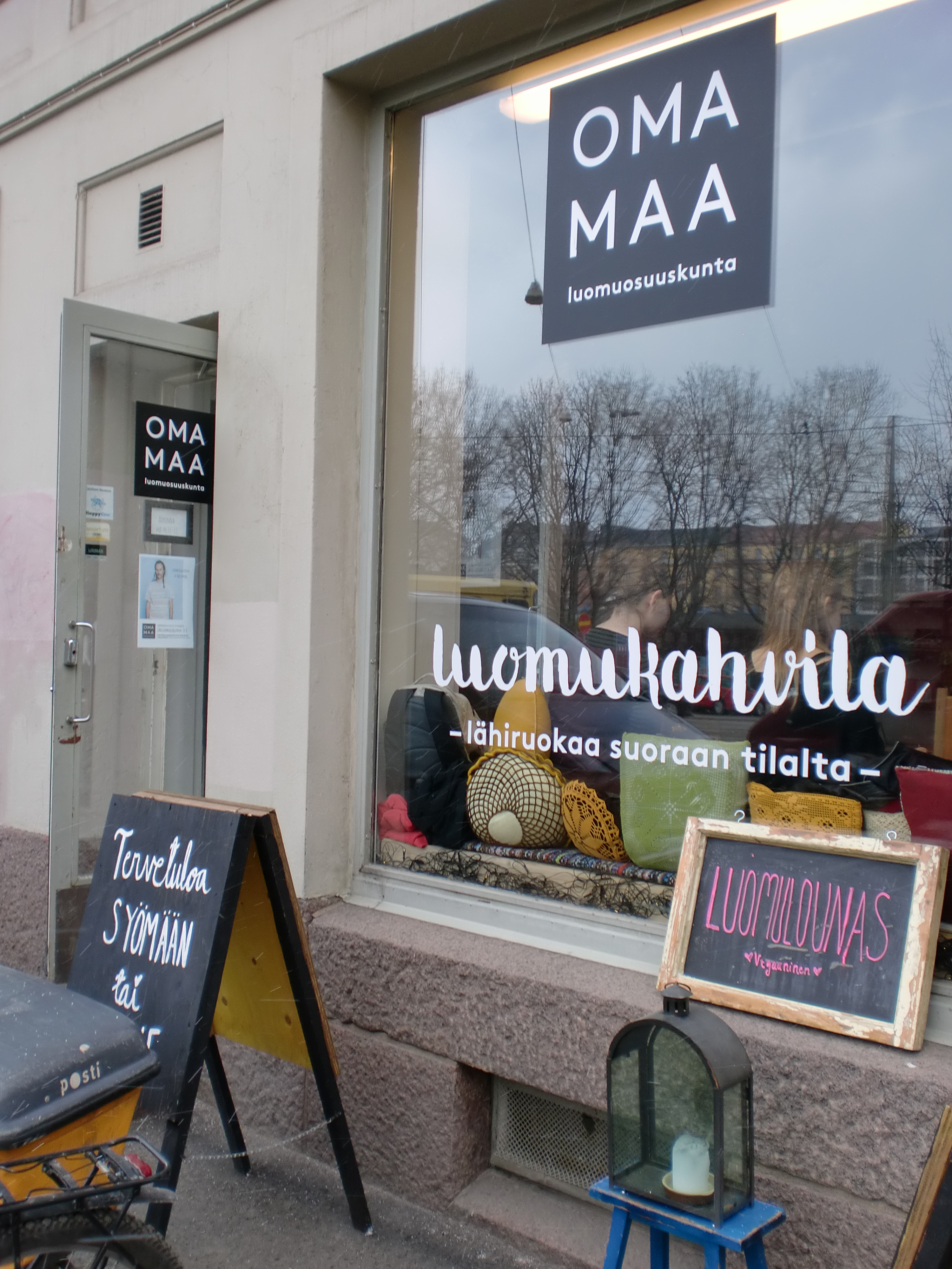 Preiswertes veganes Bio-Essen im Oma Maa Preiswertes veganes Bio-Essen im Oma Maa