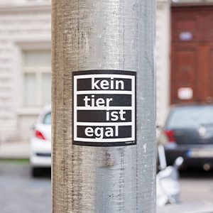 Vegan.at Sticker Kein Tier ist egal