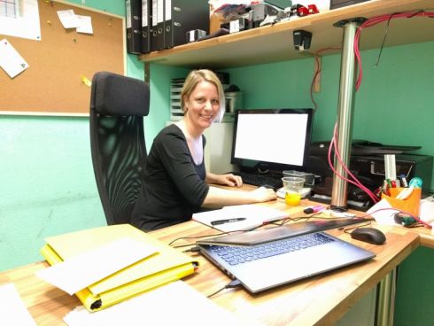 Irene Schillinger im Büro